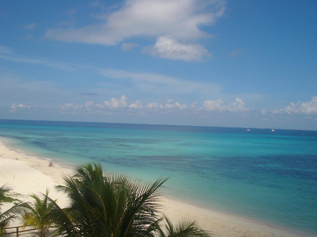 Beachouse Dive Hostel Cozumel Exterior photo